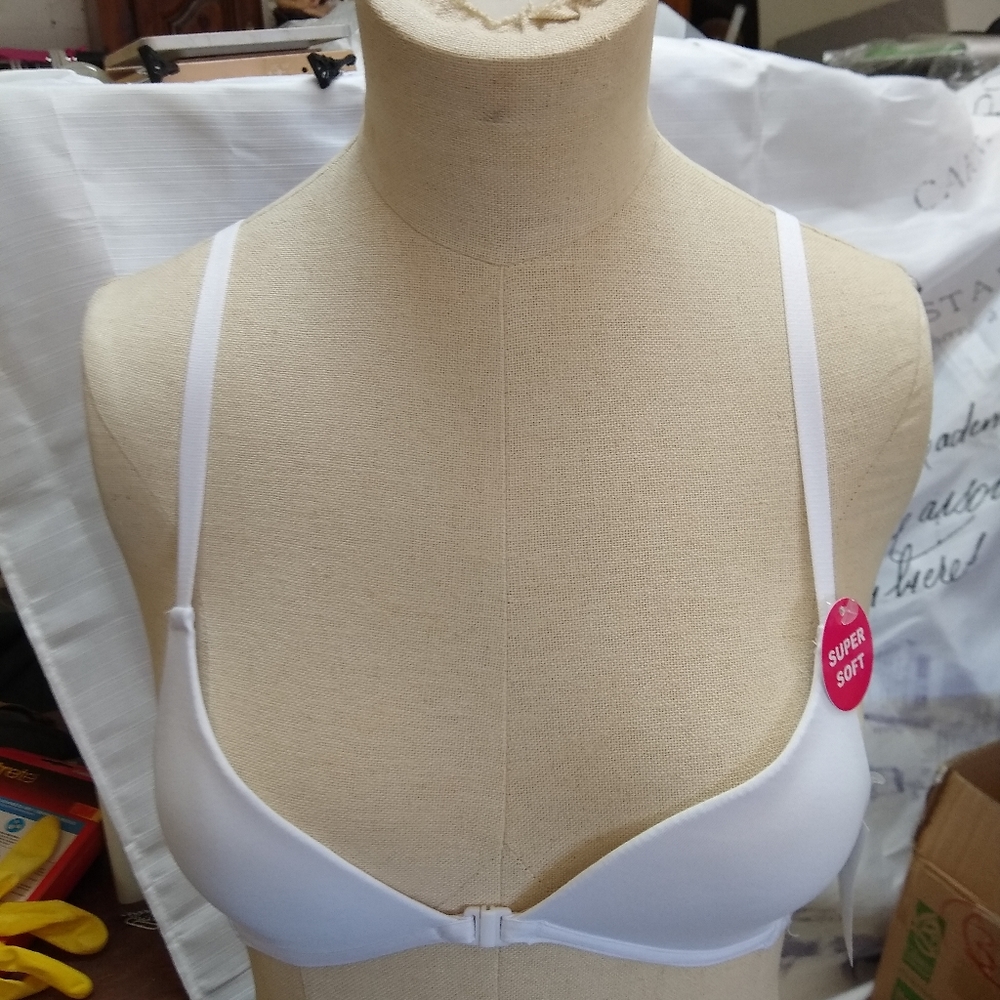 Delta bra